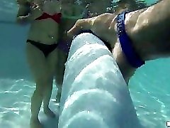 15 movies - Naked Pool Party Chicks